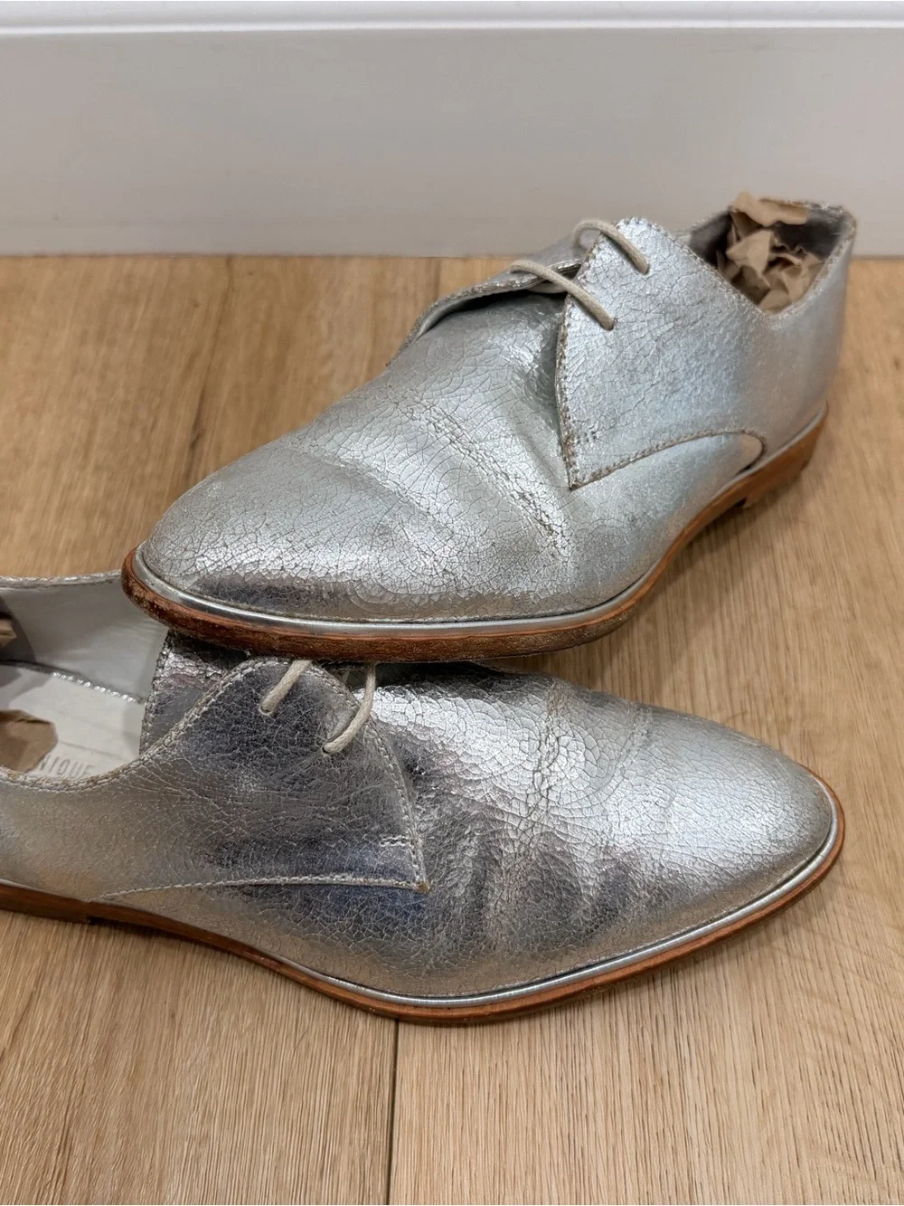 Veronique Branquinho Silver Lace-Up Flats / Oxford Shoes